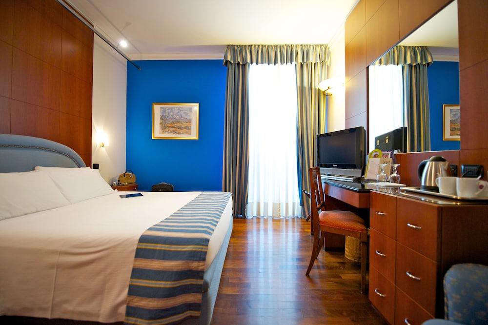 Hotel Torino Royal Esterno foto