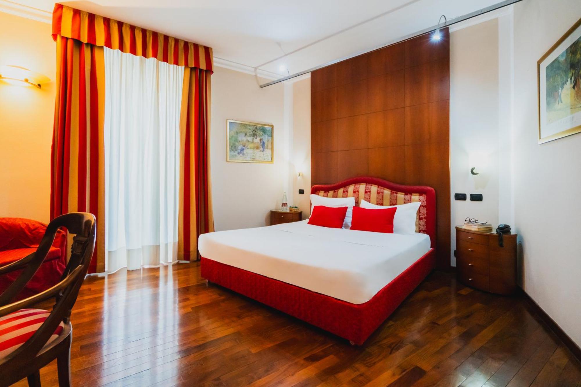 Hotel Torino Royal Esterno foto
