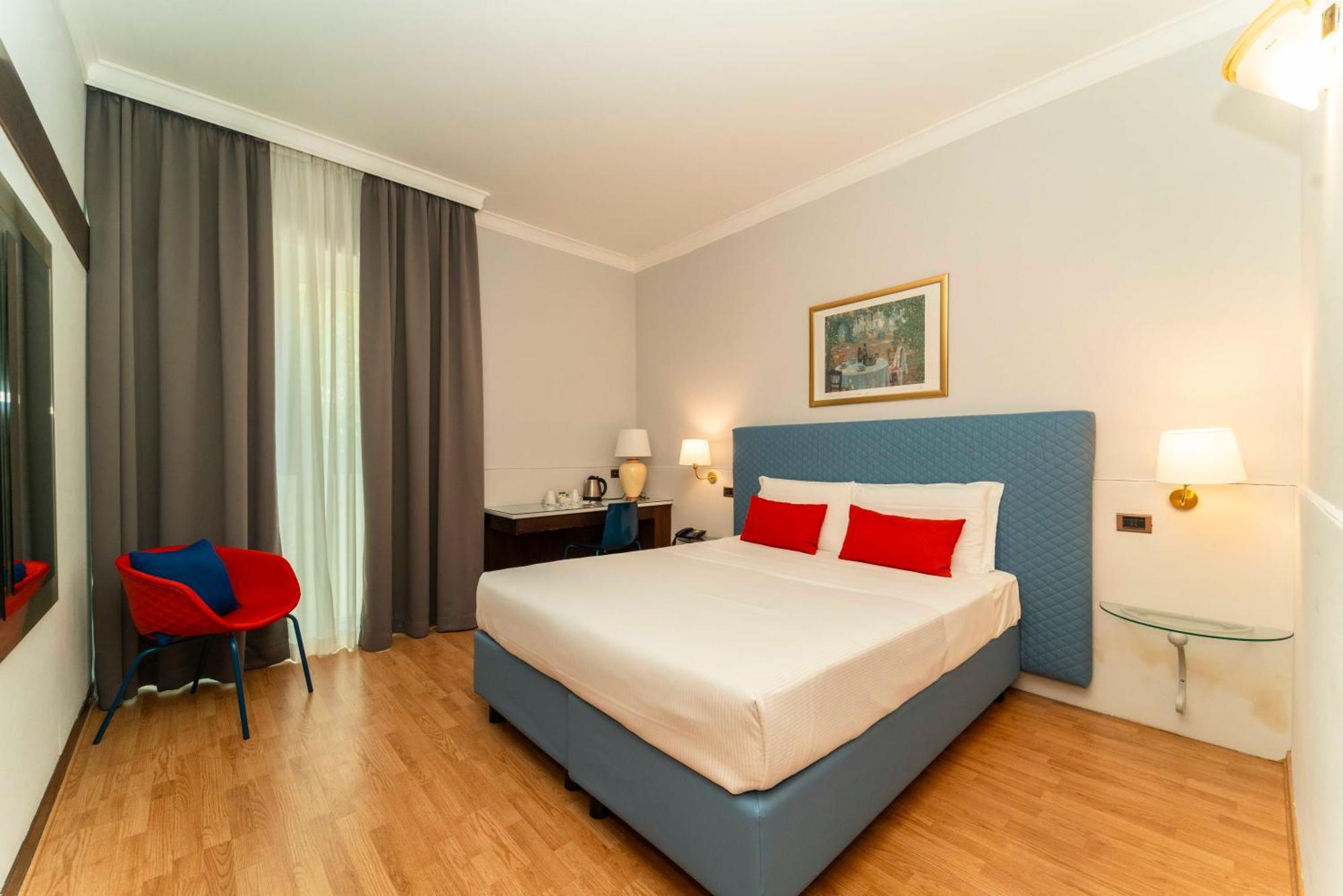 Hotel Torino Royal Esterno foto