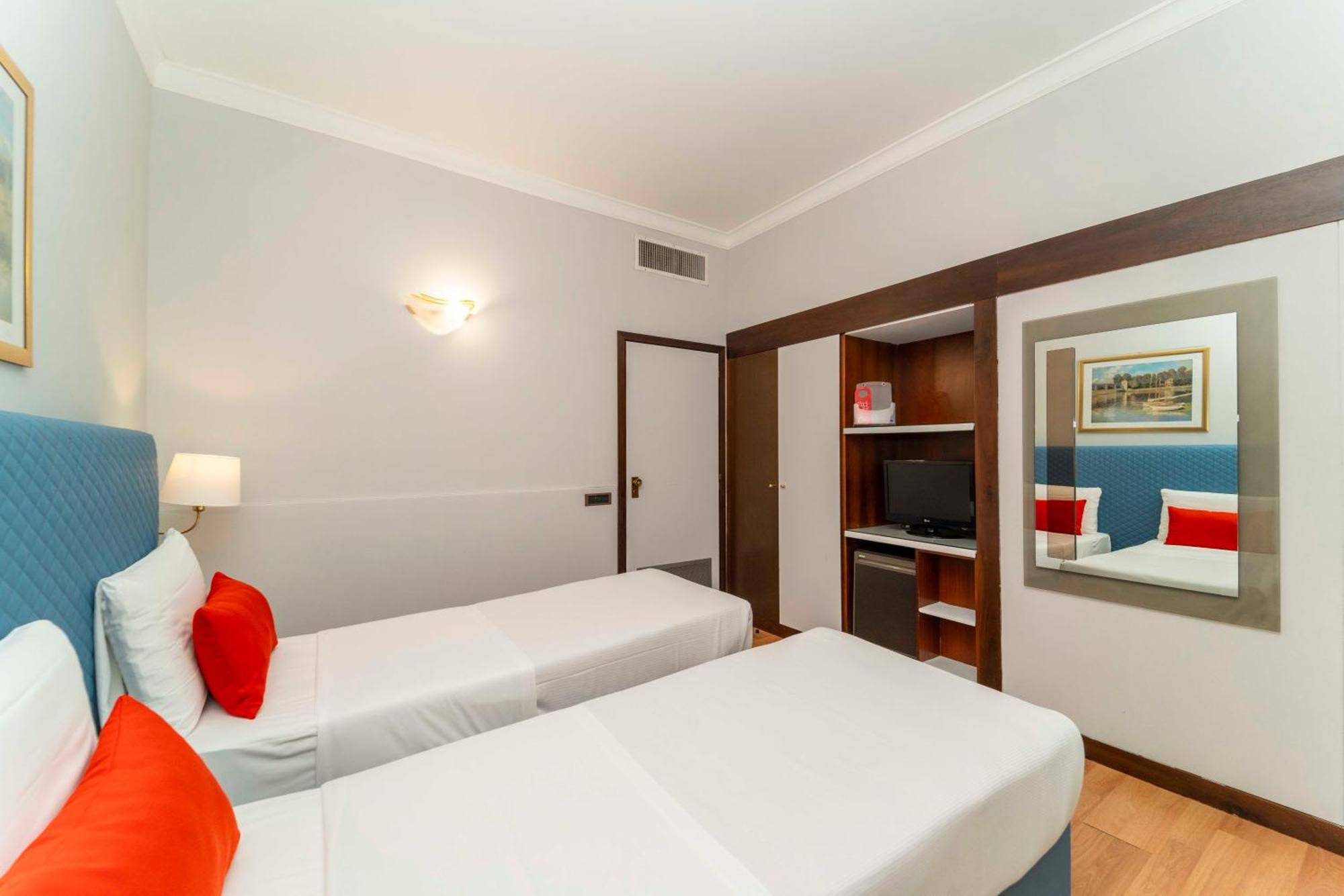Hotel Torino Royal Esterno foto