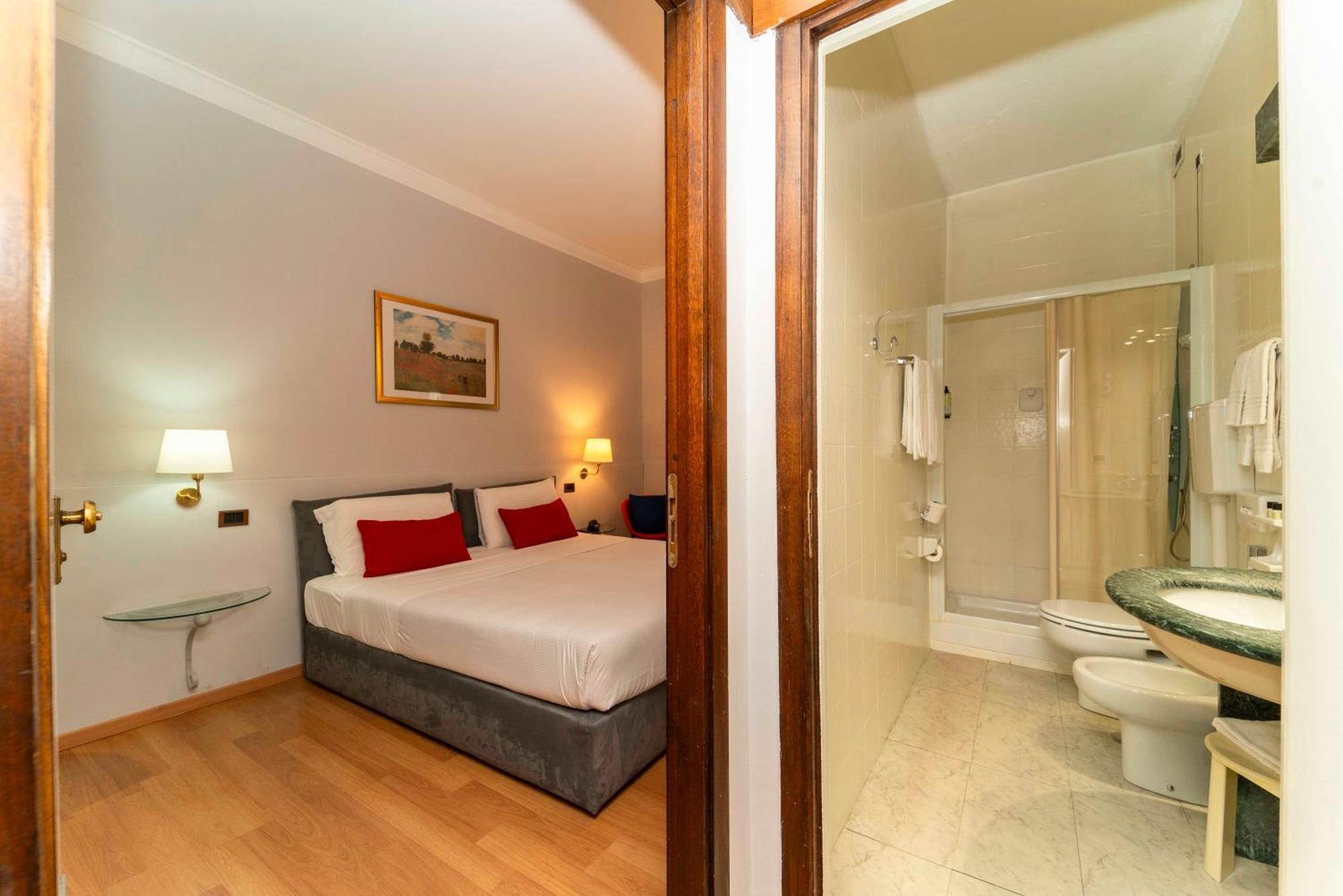 Hotel Torino Royal Esterno foto