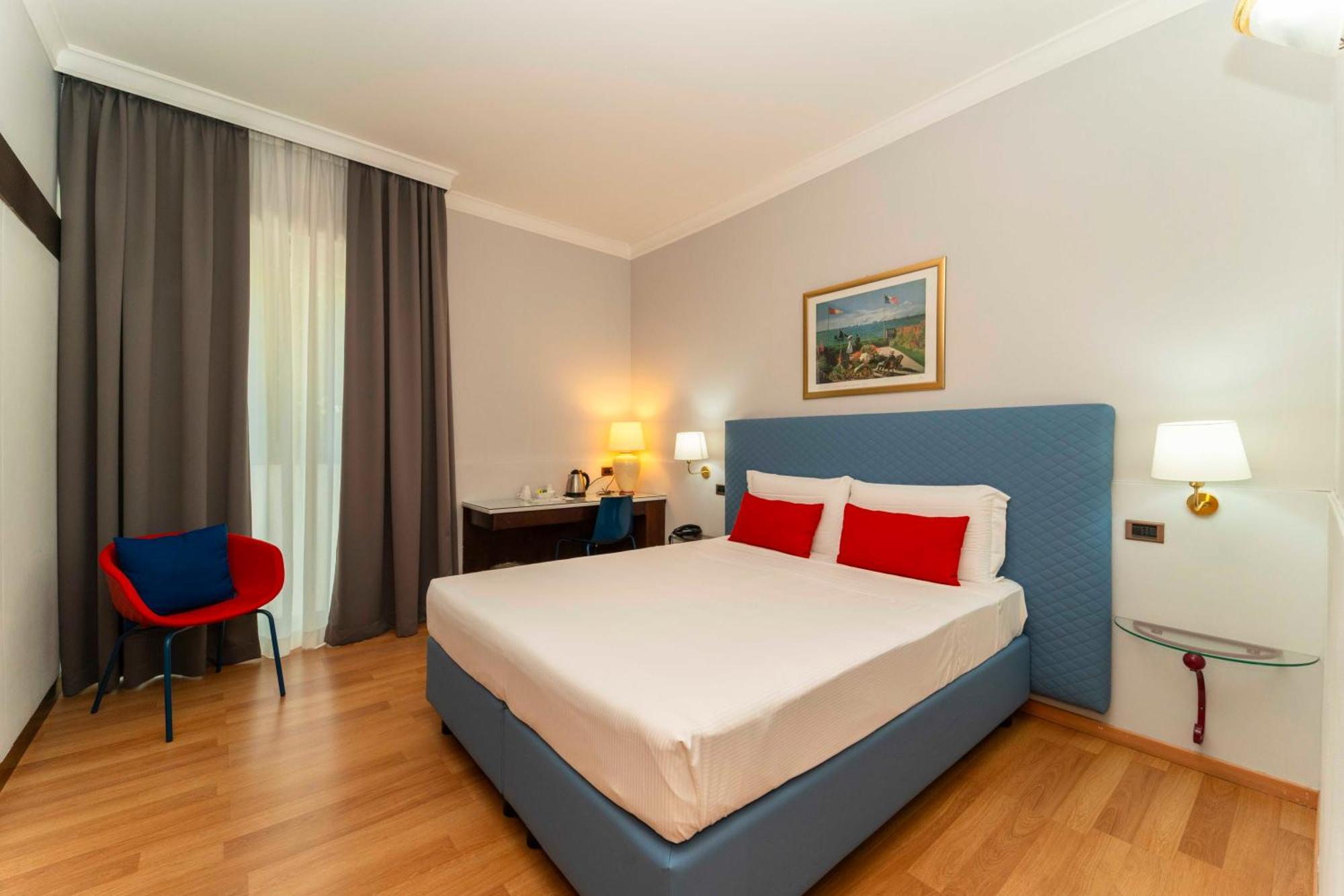 Hotel Torino Royal Esterno foto